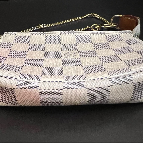 Authentic Louis Vuitton Mini Pochette Damier Azur.  Date code is SP0135. - Picture 4 of 16
